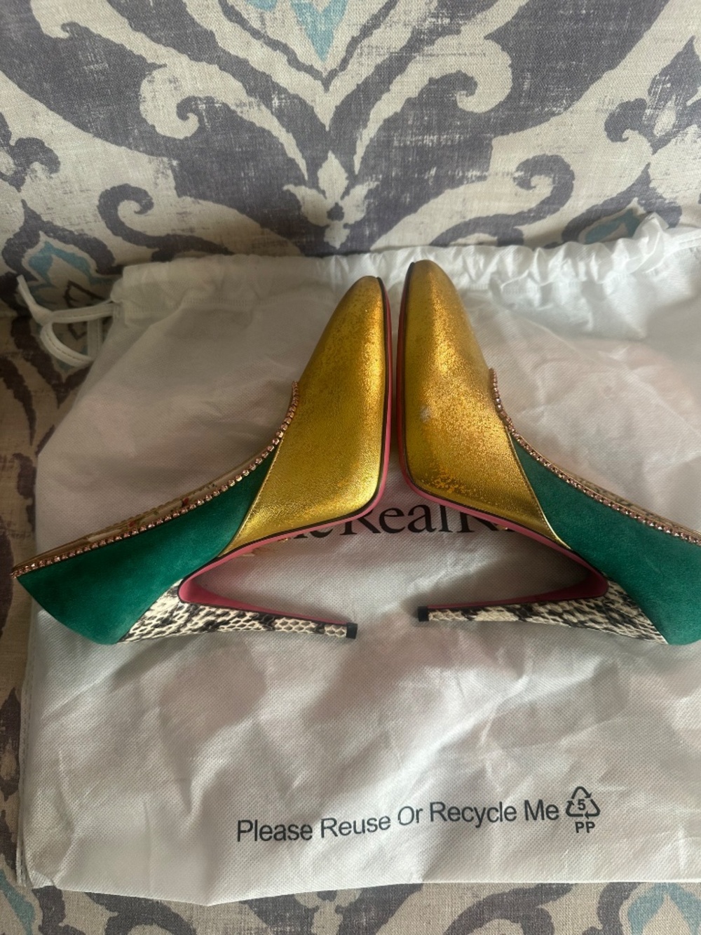 Authentic Gucci Leather & Suede Color block Pattern Pumps - Picture 11 of 15